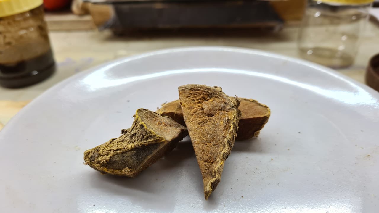 Amba Haldi